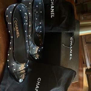 Authentic Chanel size 37 Transparent/Black flats
